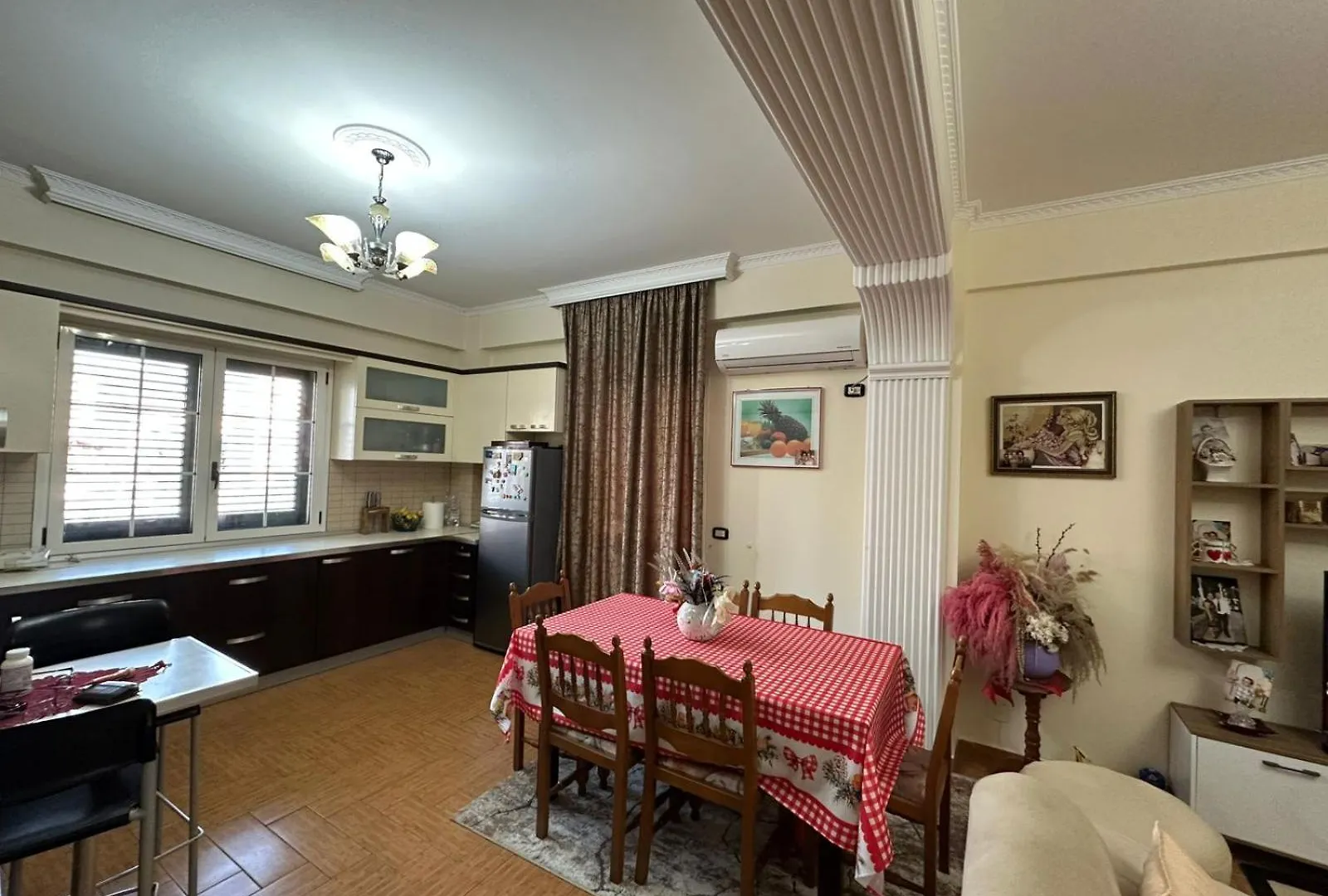 Stiv'S Apartaments 0*, Wlora Albania
